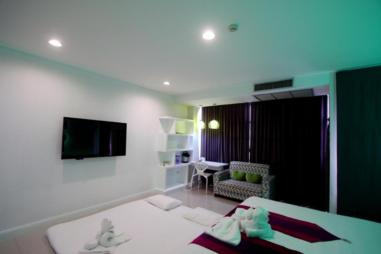 Phitsanulok United Hotel Kültér fotó