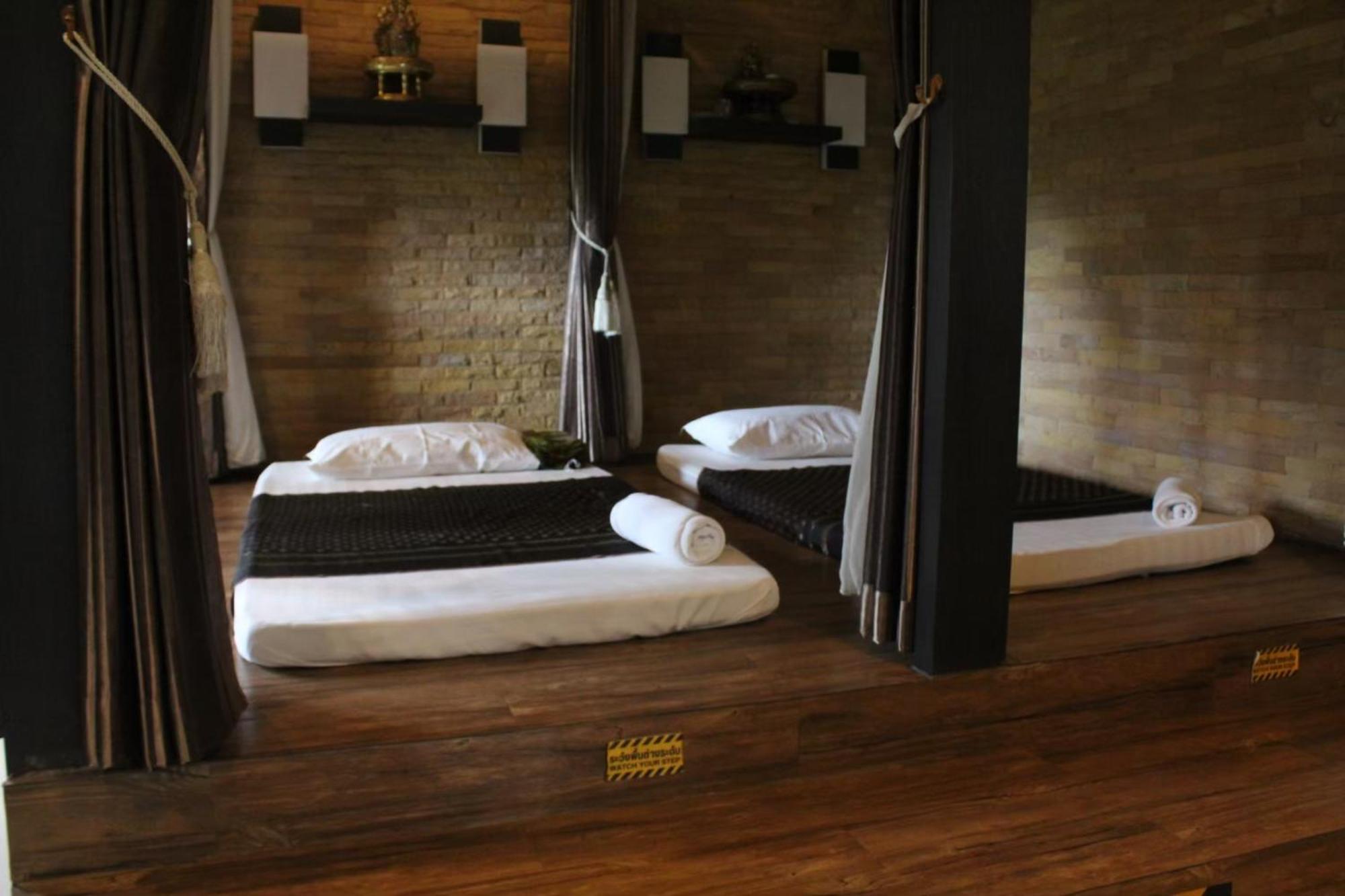 Phitsanulok United Hotel Kültér fotó